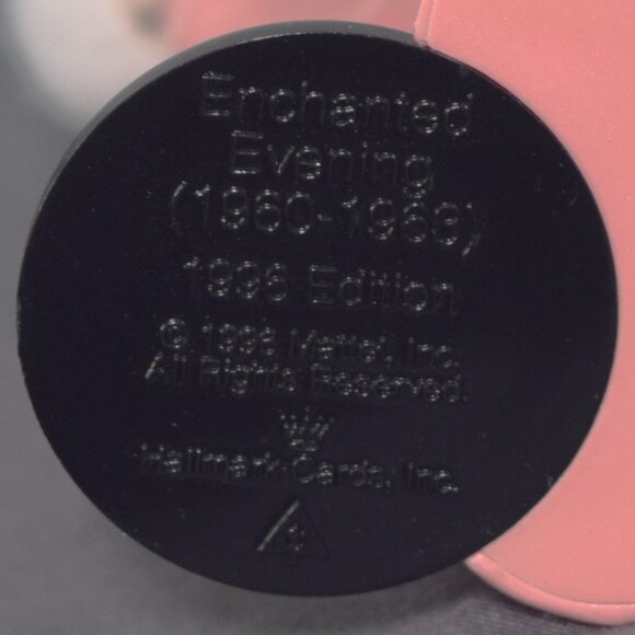 Hallmark Keepsake Christmas Ornament Enchanted Evening Barbie QXI6541 1996 - Picture 6 of 10